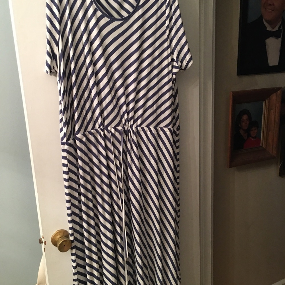 Plus size maxie dress